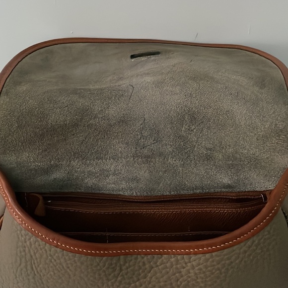 VINTAGE DOONEY AND BOURKE SHOULDER BAG - Picture 4 of 10